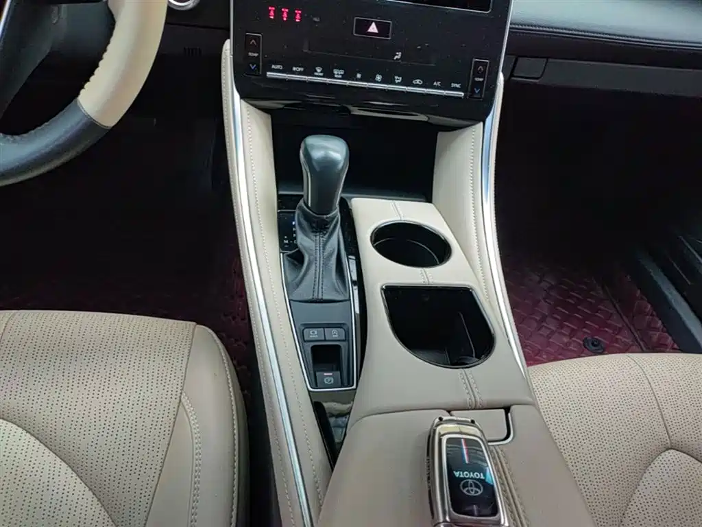 Toyota Avalon 2023 — фото 14