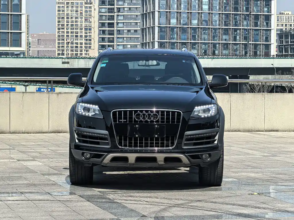 Audi Q7 2015 — фото 2