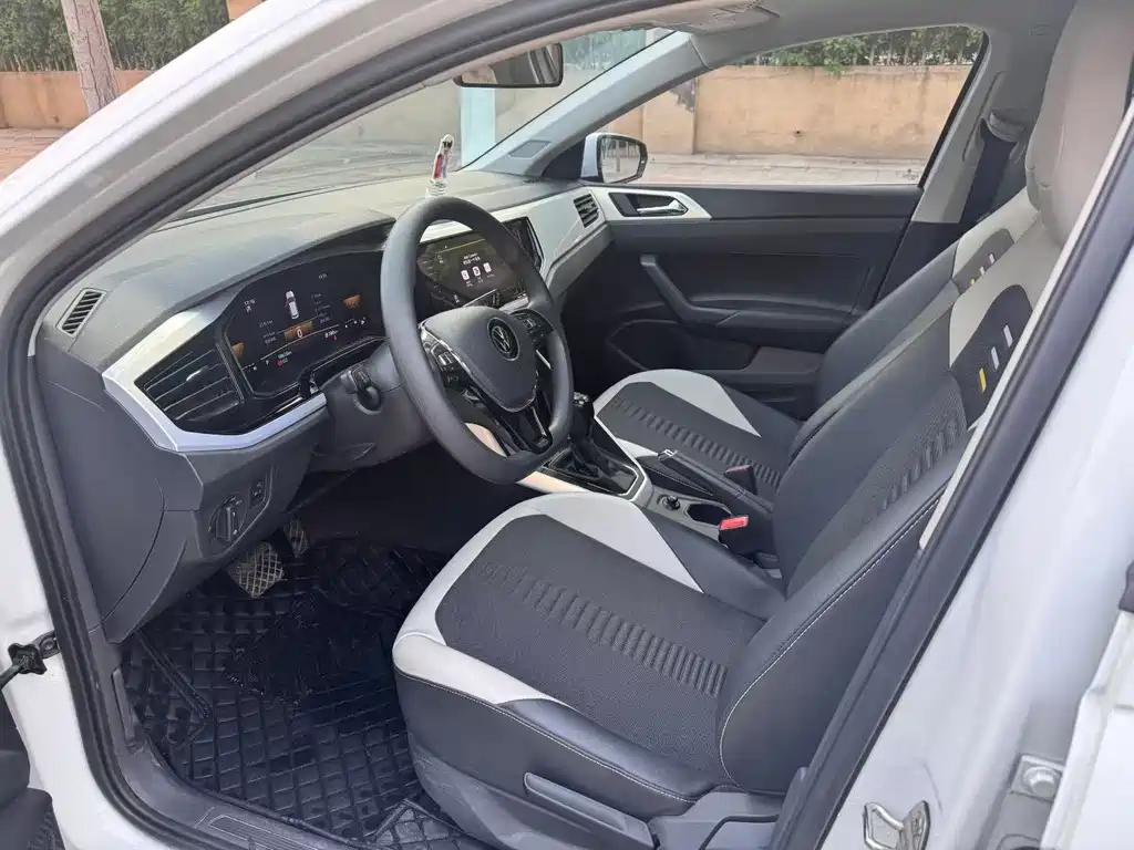 Volkswagen Polo 2023