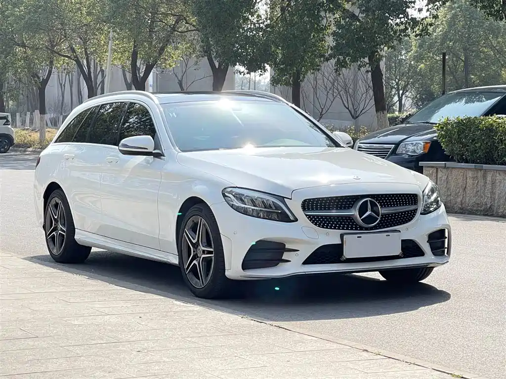 Mercedes-Benz C-Class 2019 — фото 4