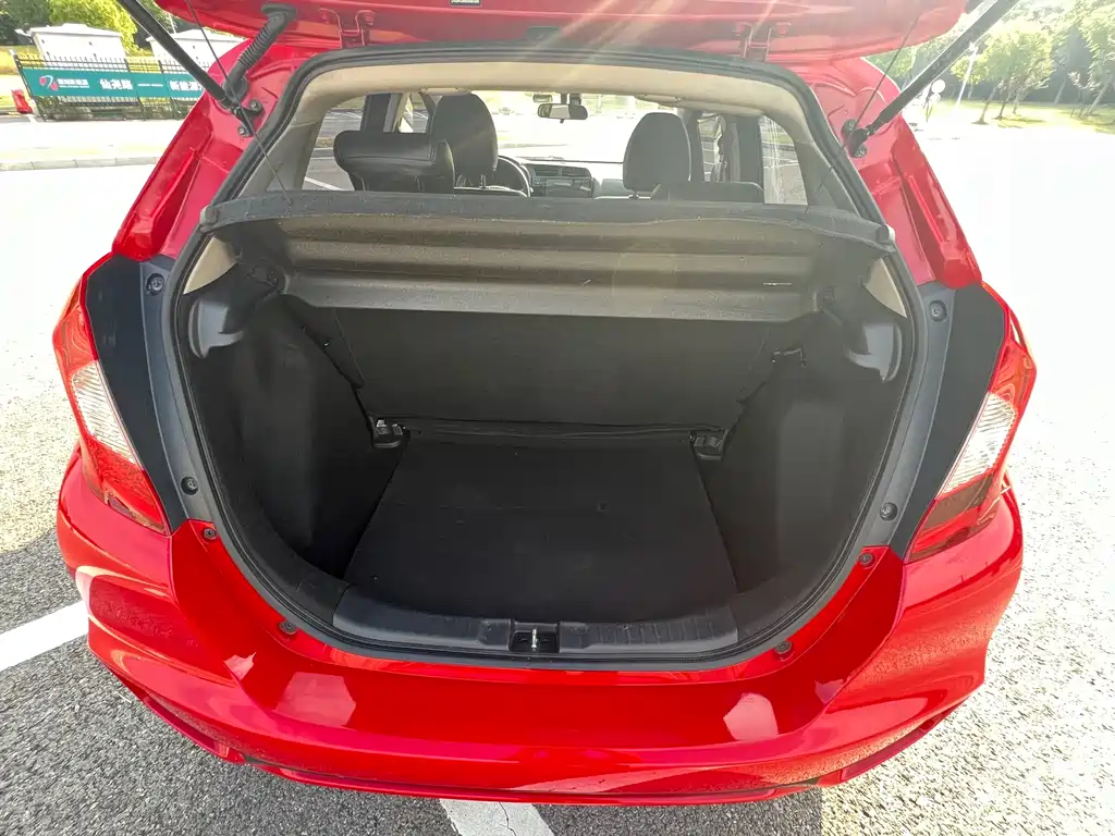 Honda Fit 2018 — фото 12