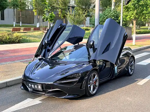 McLaren 720S 2019