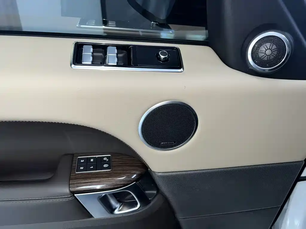 Land Rover Sport 2019 — фото 20
