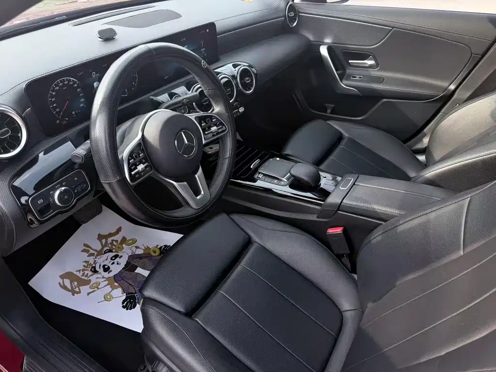 Mercedes-Benz A-Class 2022 — фото 4