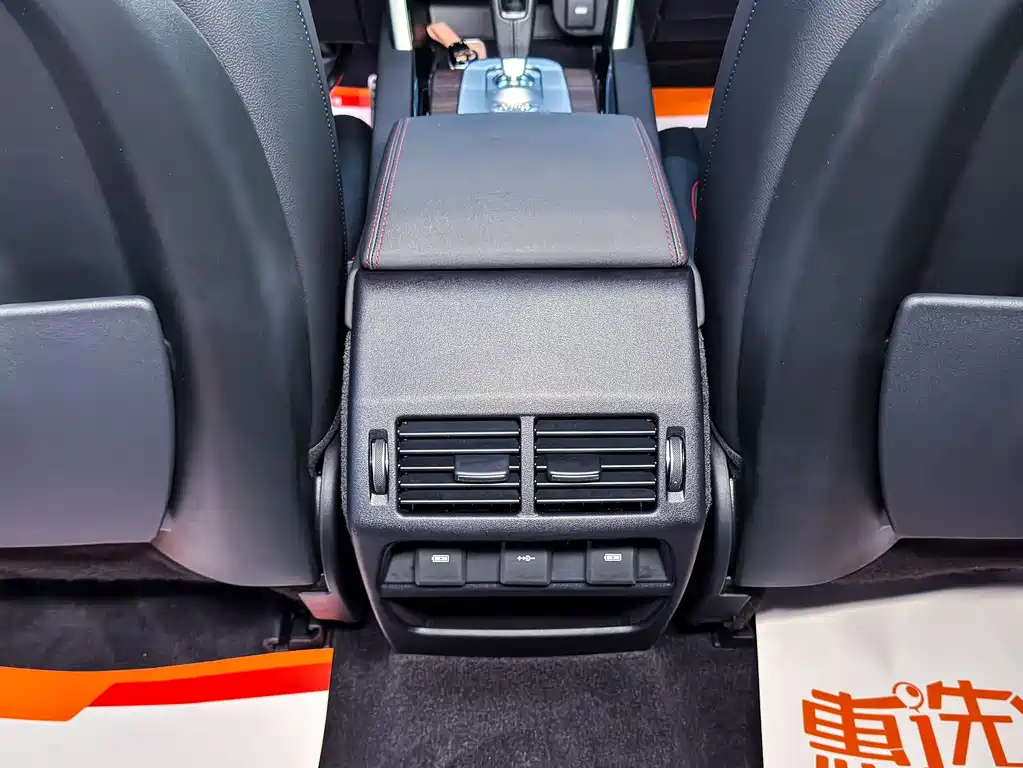 Land Rover Discovery Sport 2022 — фото 14