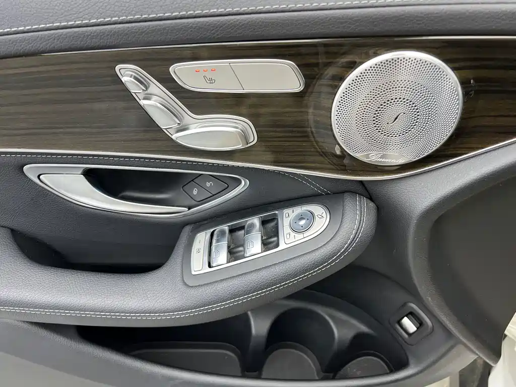 Mercedes-Benz GLC 2016