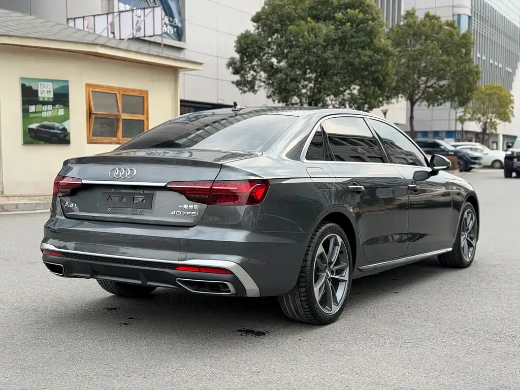 Audi A4L 2021 — фото 18