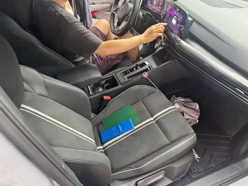 Volkswagen Golf 2022