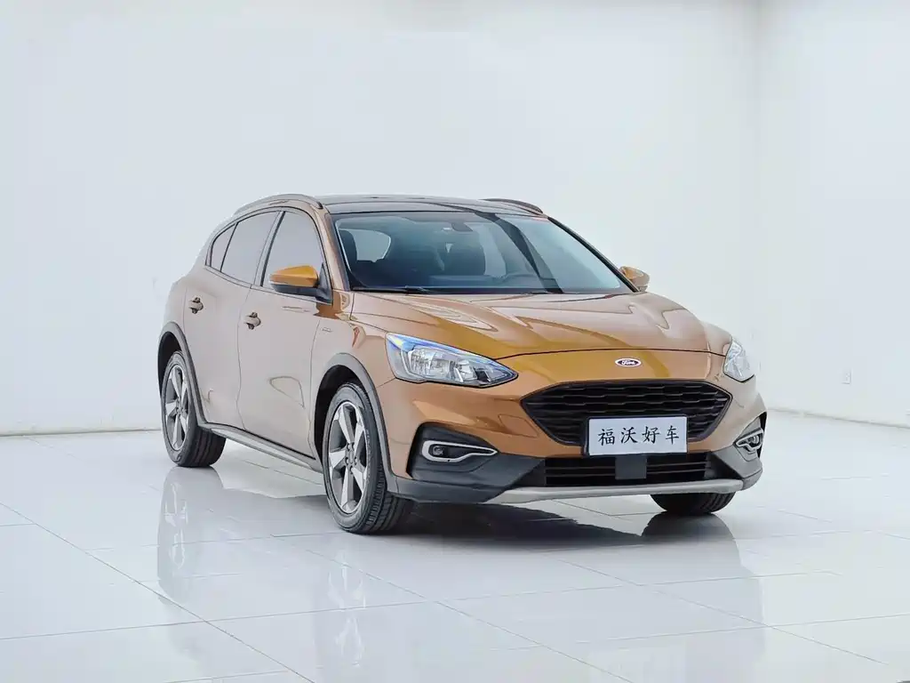 Ford Focus Active 2020 — фото 3