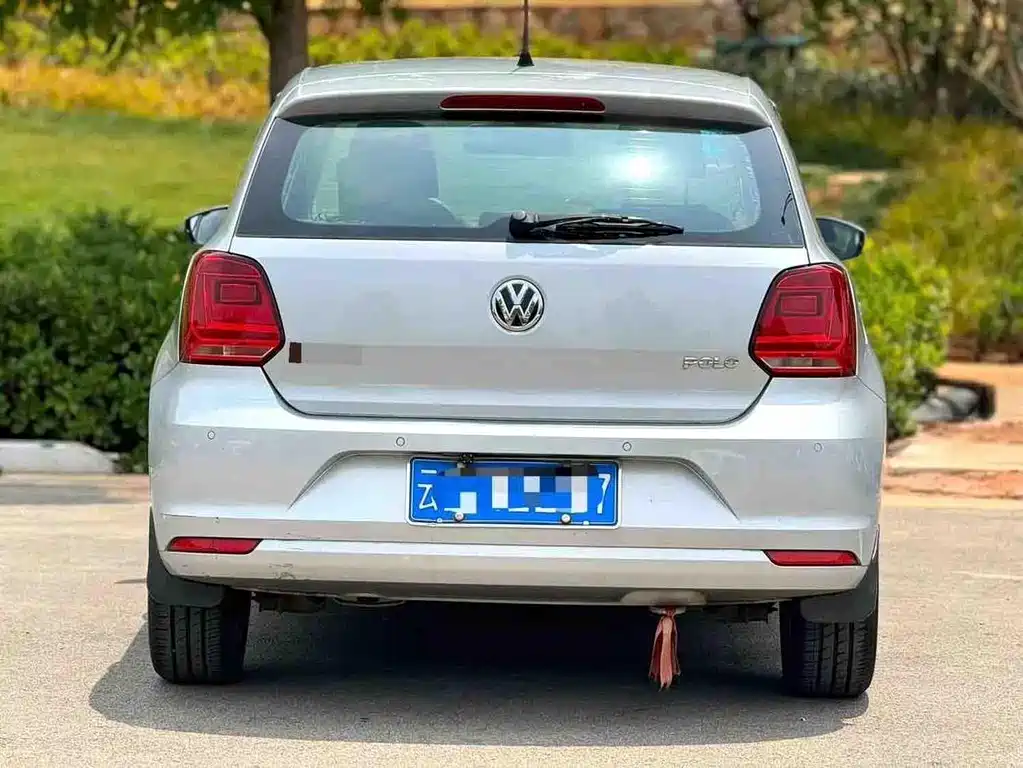 Volkswagen Polo 2015 — фото 8