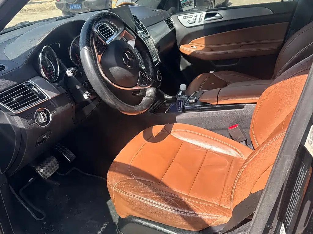 Mercedes-Benz GLE AMG 2018 — фото 8
