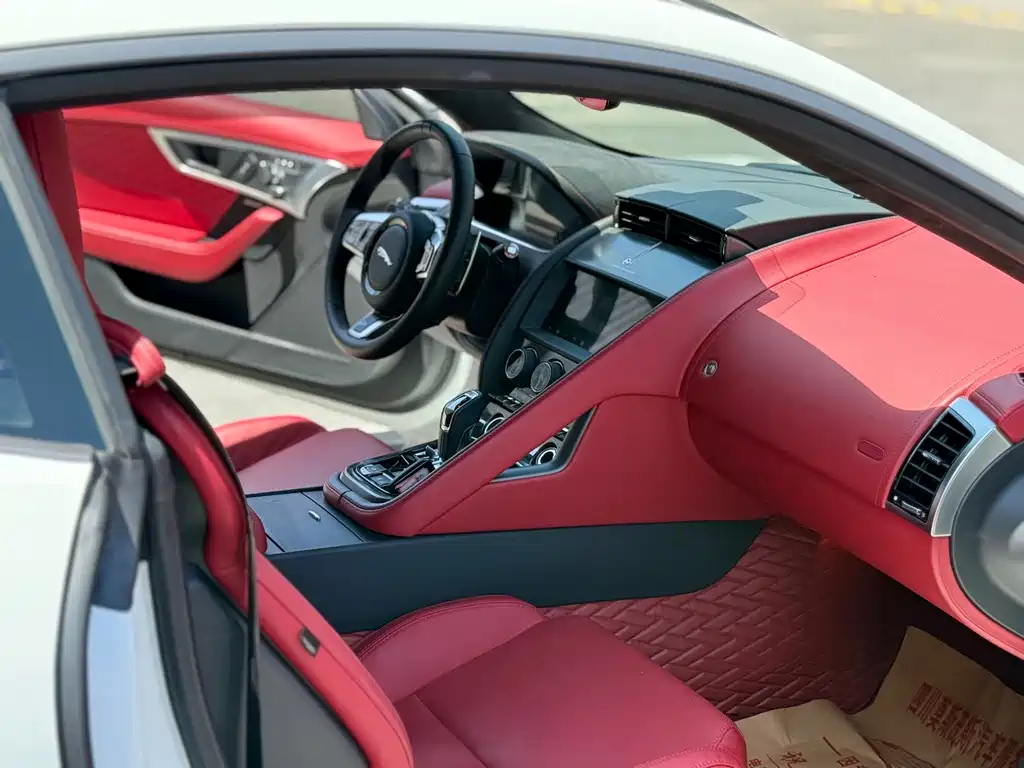Jaguar F-TYPE 2021 — фото 10