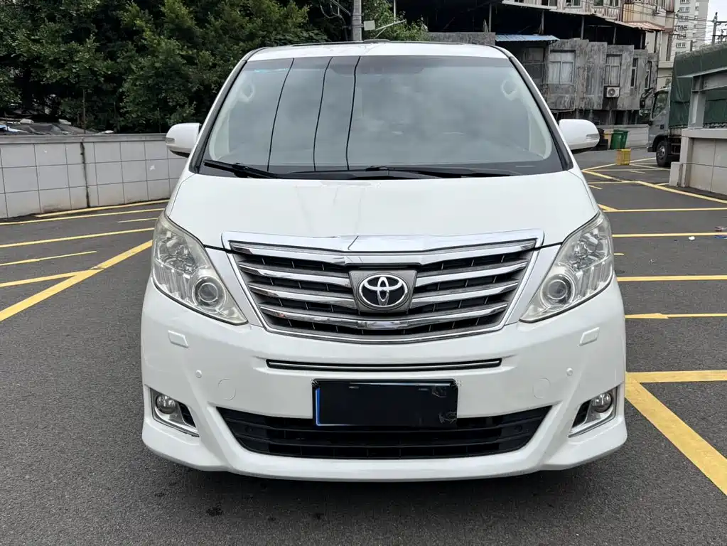 Toyota Alphard 2012 — фото 4