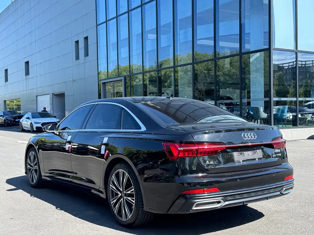 Audi A6L 2022 — фото 24