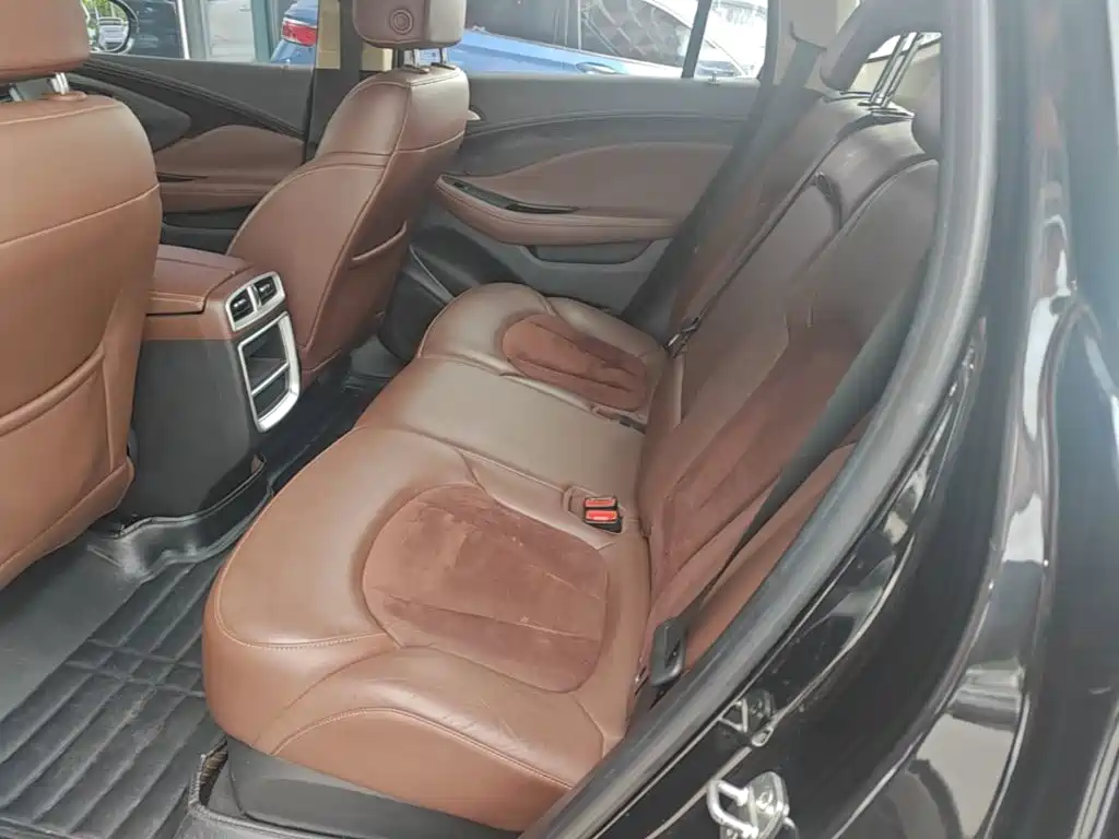 Buick Envision Plus 2016 — фото 17