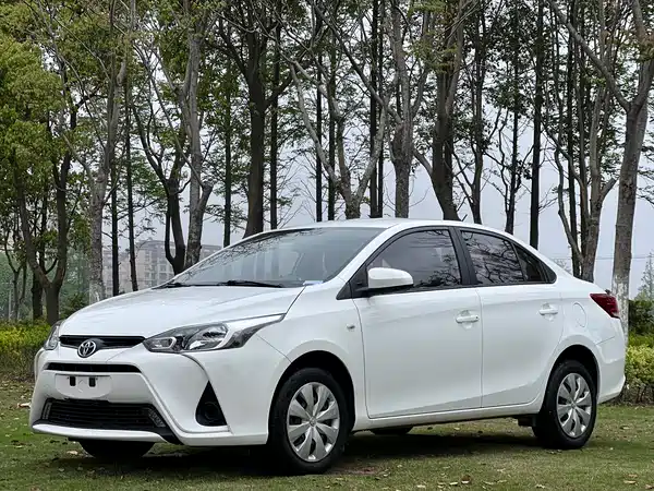 Toyota Yaris L 2019
