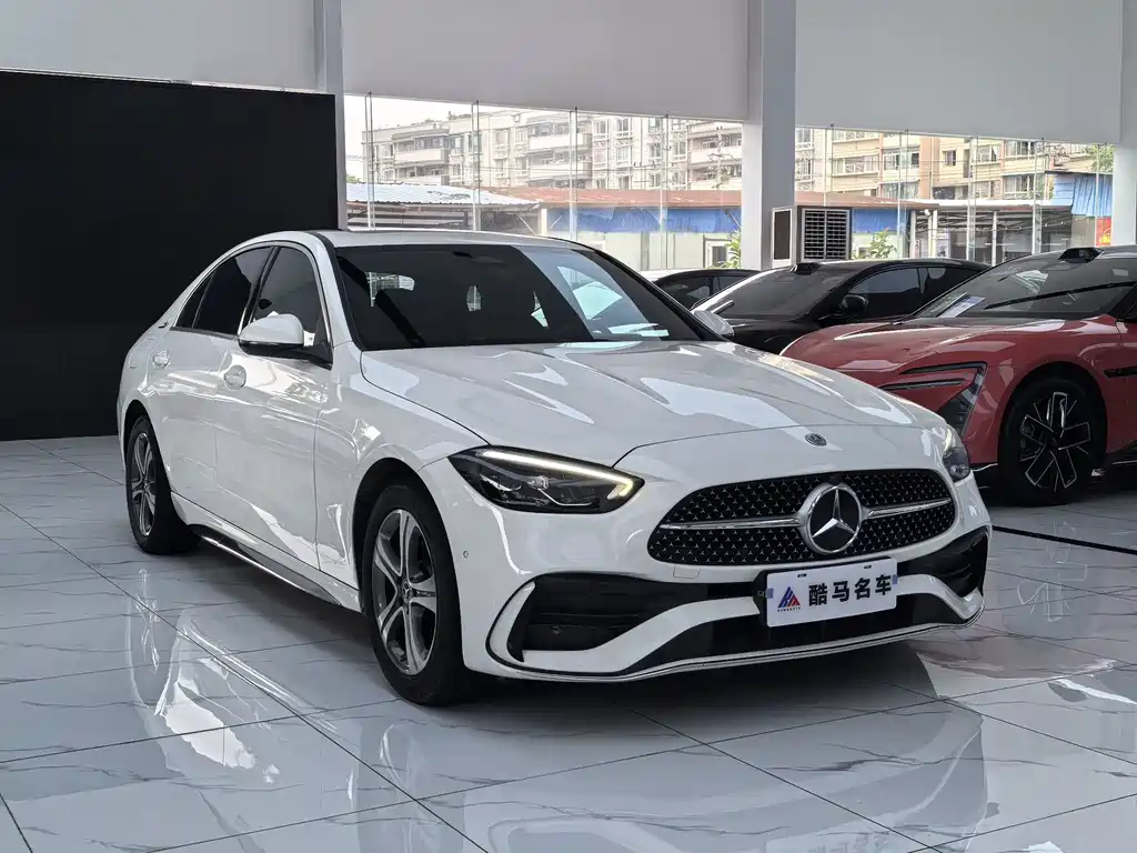 Mercedes-Benz C-Class 2022 — фото 3