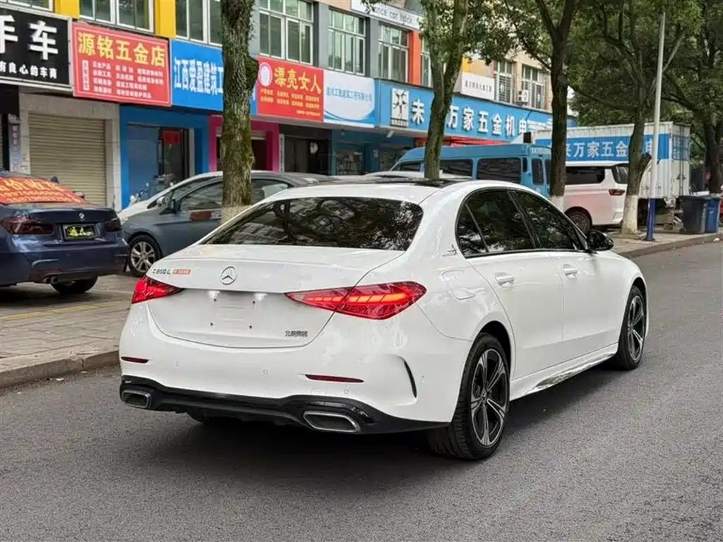 Mercedes-Benz C-Class 2022 — фото 4