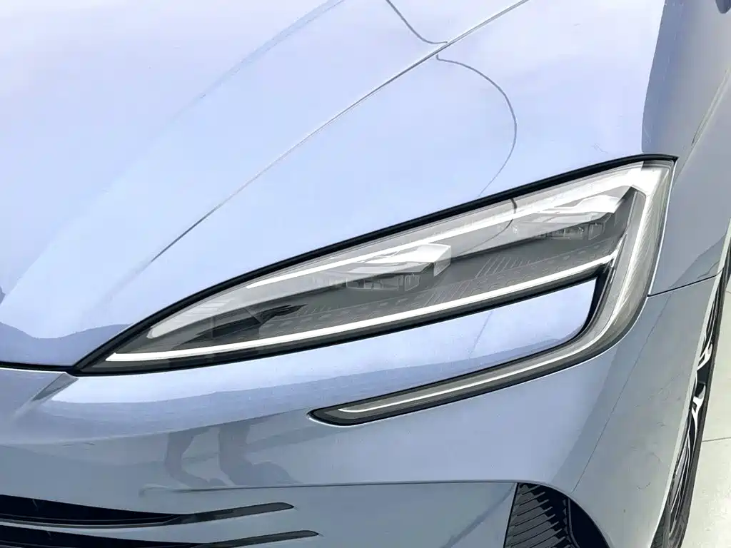BYD Seal 07 DM-i 2024 — фото 6