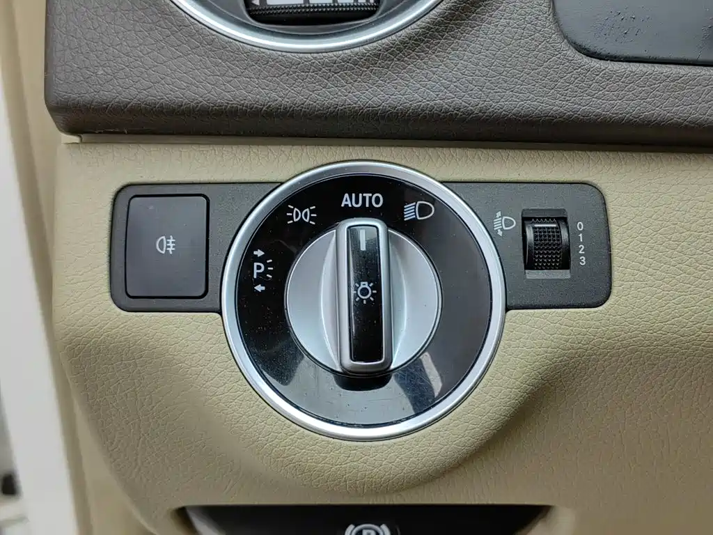 Mercedes-Benz C-Class 2014 — фото 21