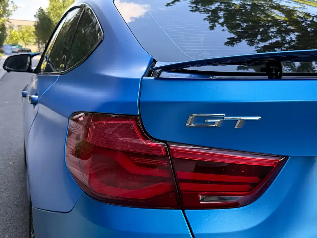 BMW 3 Series GT 2019 — фото 18