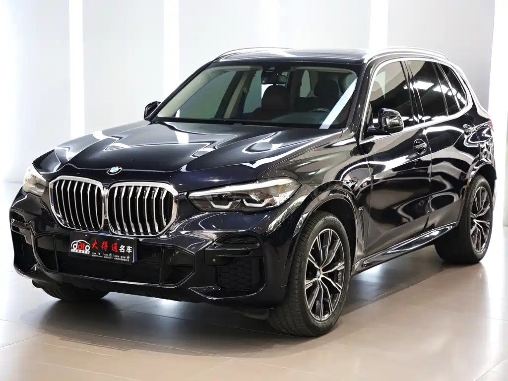 BMW X5 2022 — фото 1