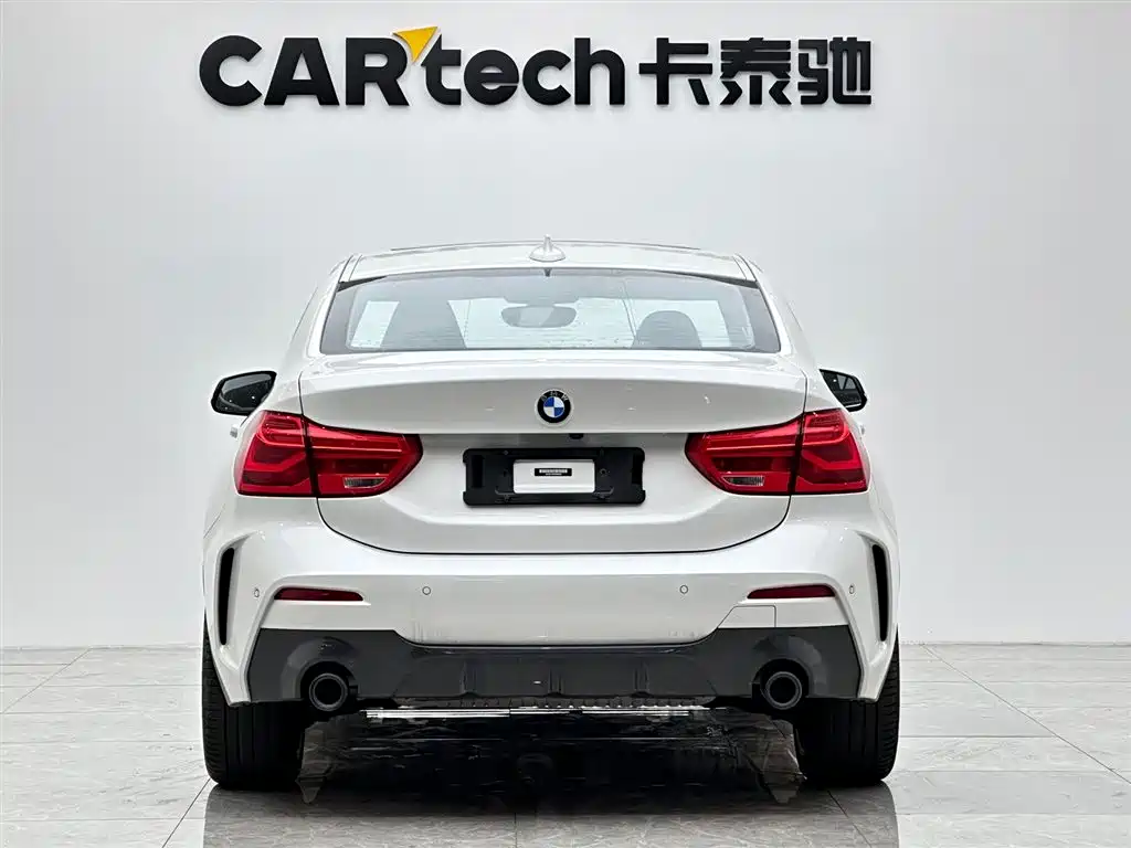 BMW 1 Series 2022 — фото 4