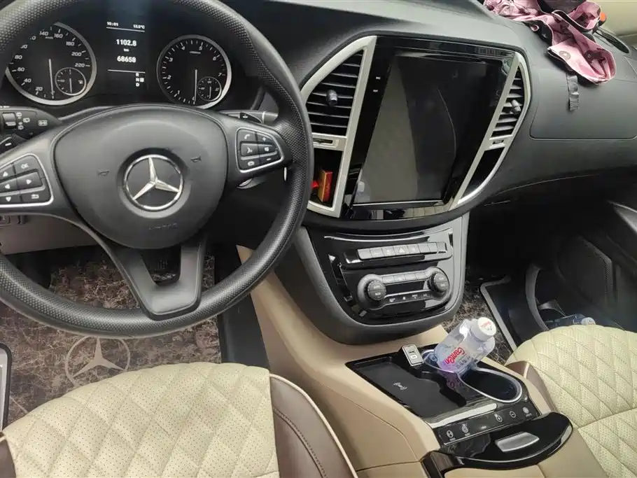 Mercedes-Benz Vito 2021 — фото 13
