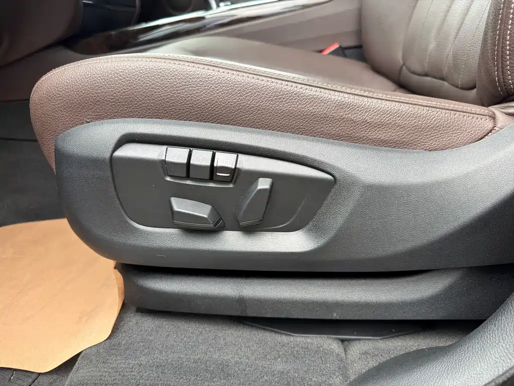 BMW X5 2016 — фото 16