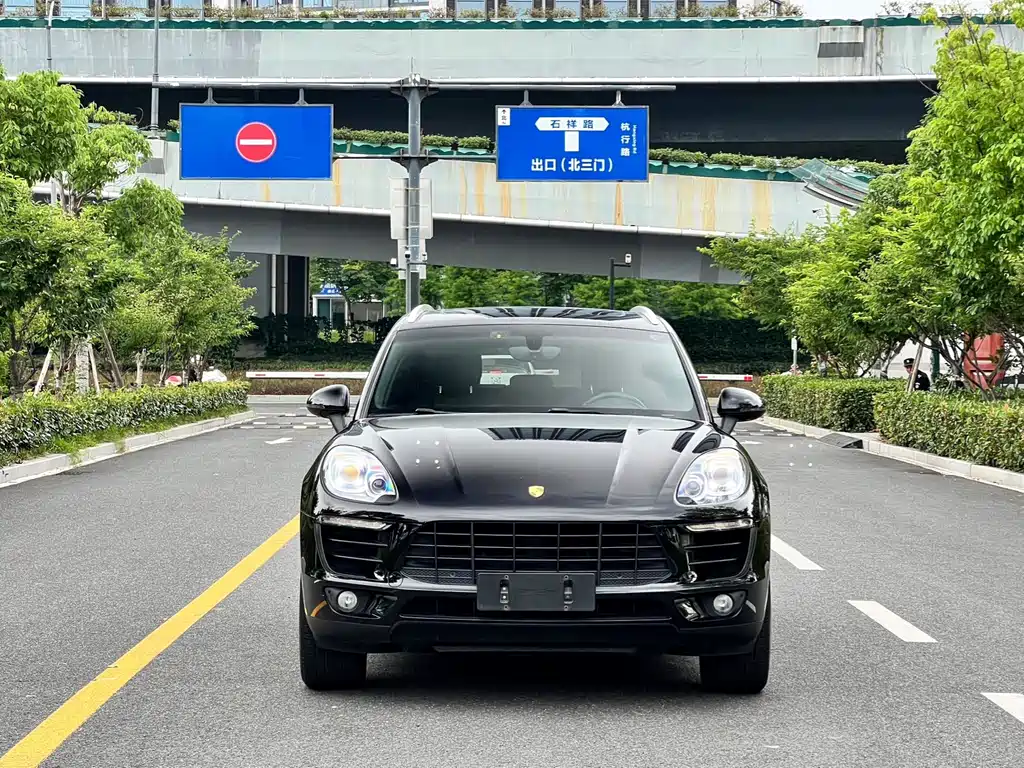 Porsche Macan 2017 — фото 2