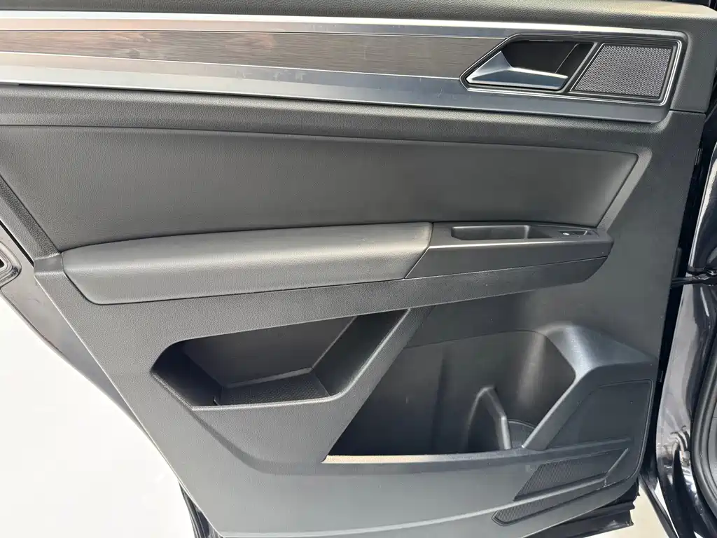 Volkswagen Teramont 2019 — фото 10
