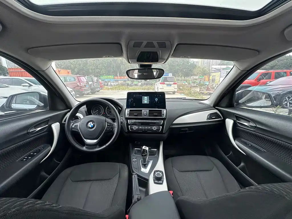 BMW 1 Series 2016 — фото 10