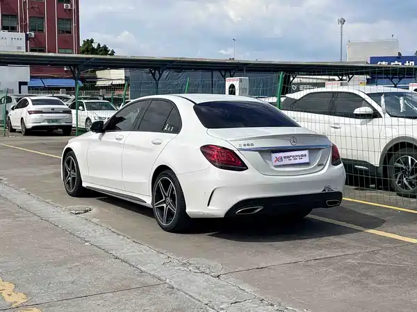 Mercedes-Benz C-Class 2020