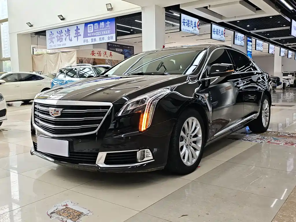 Cadillac XTS 2019 — фото 1