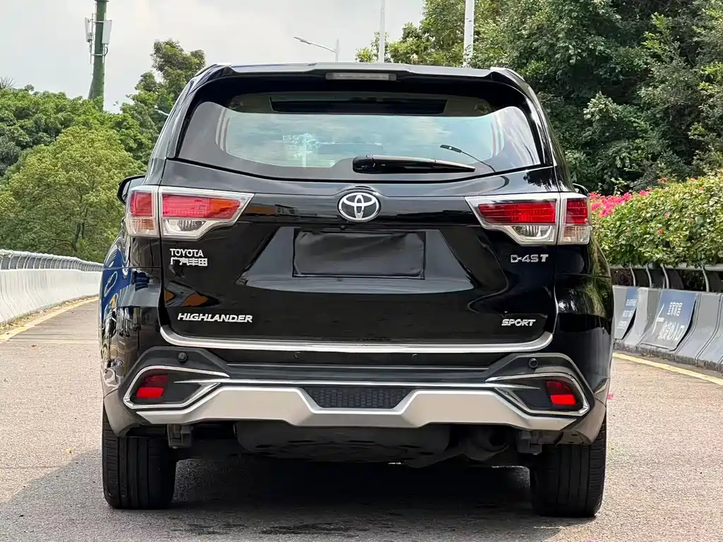 Toyota Highlander 2016 — фото 12