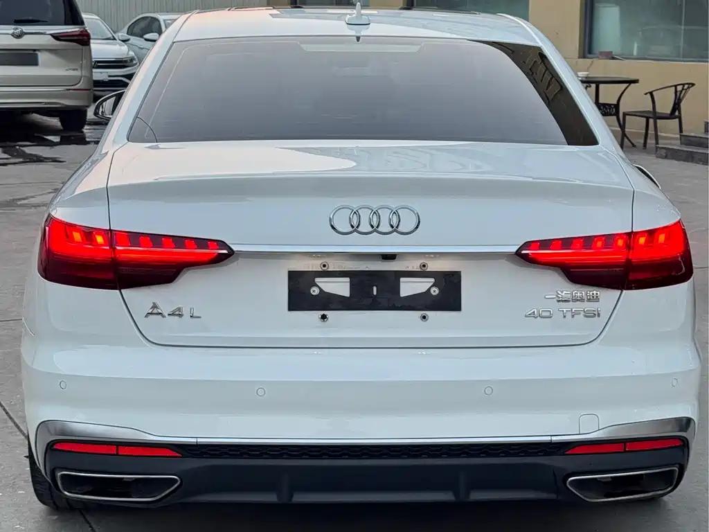 Audi A4L 2020 — фото 3