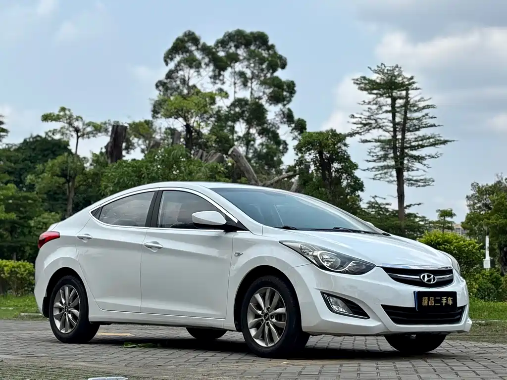 Hyundai Elantra Langdong 2016 — фото 3