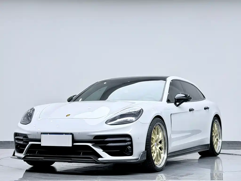 Porsche Panamera 2022 — фото 1