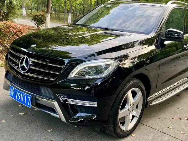 Mercedes-Benz M-Class 2012