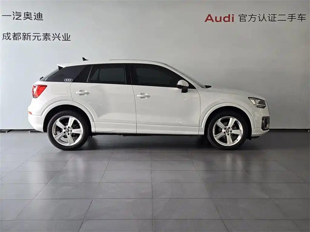 Audi Q2L 2018