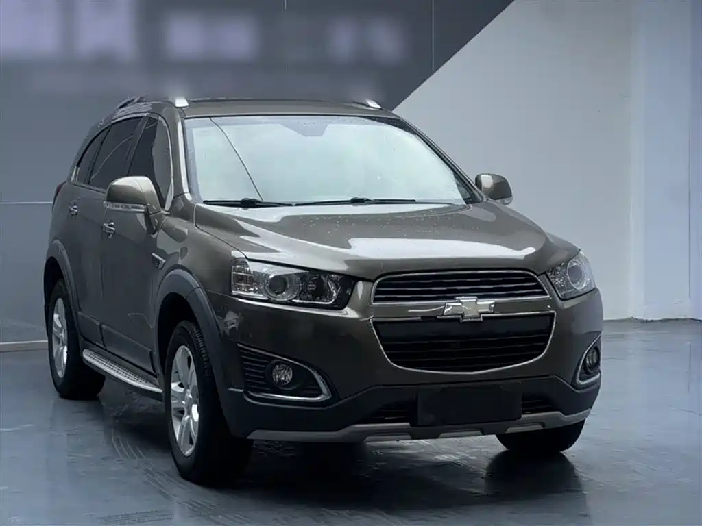 Chevrolet Captiva 2017 — фото 4