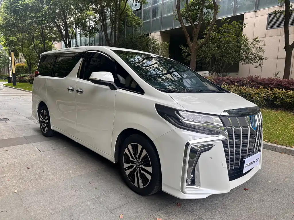 Toyota Alphard 2020 — фото 3