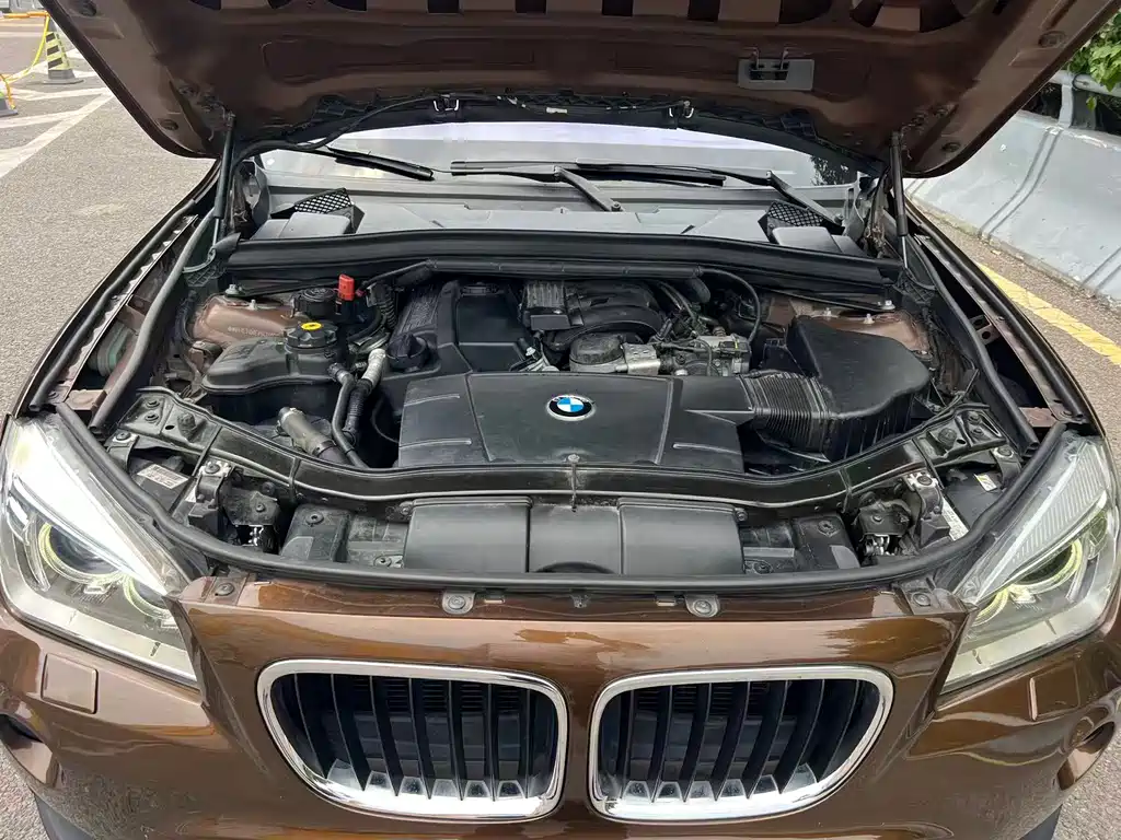 BMW X1 2014 — фото 14