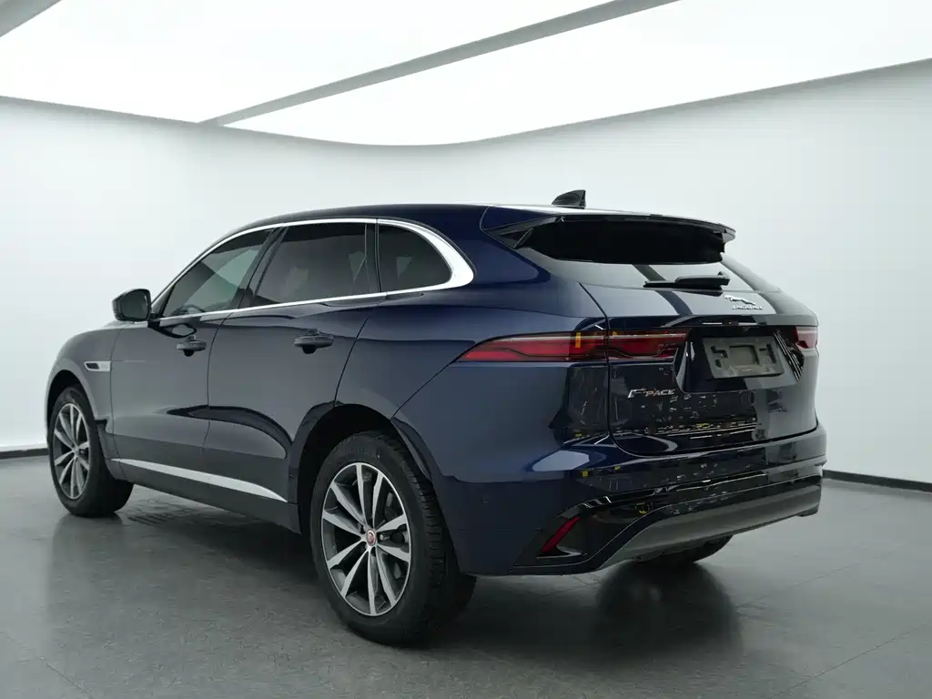 Jaguar F-PACE 2022 — фото 4