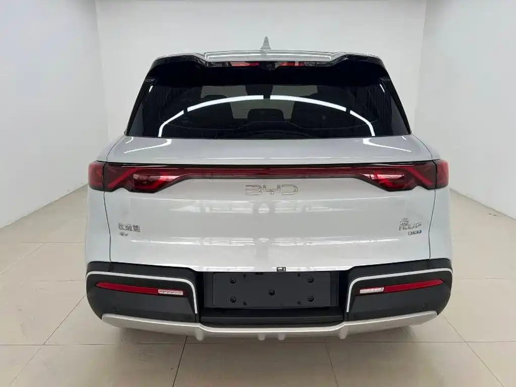 BYD Yuan UP 2025