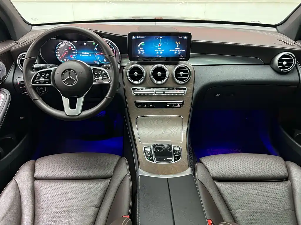 Mercedes-Benz GLC 2020 — фото 12