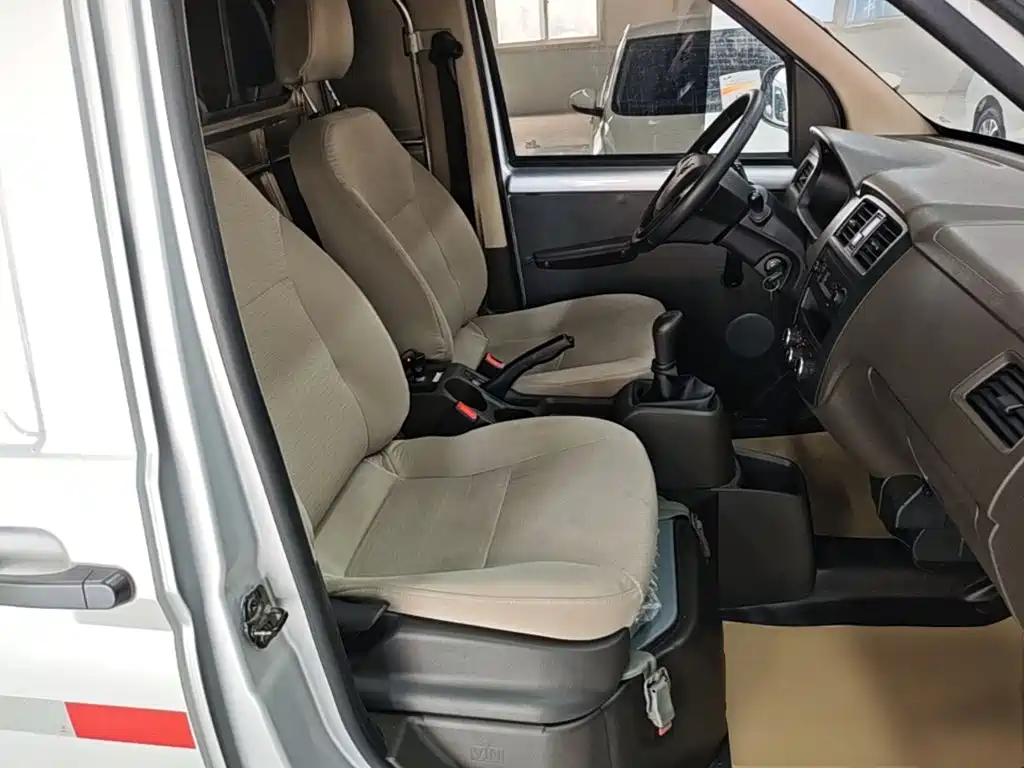 Wuling Rongguang S 2023 — фото 19