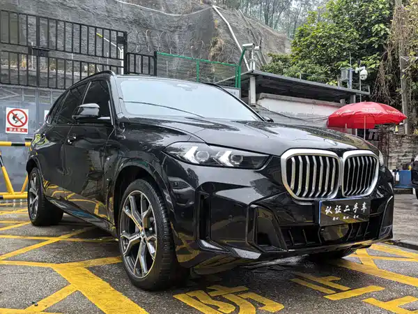 BMW X5 2023