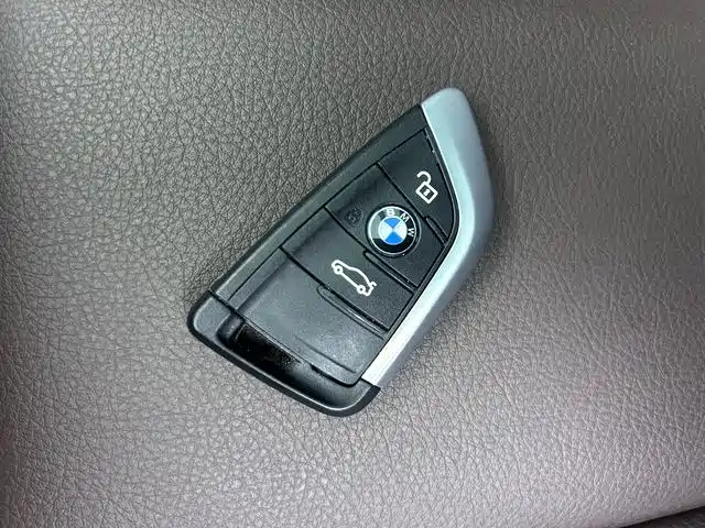 BMW X2 2022 — фото 12