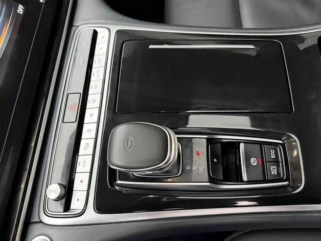 GAC Trumpchi M8 2023 — фото 8
